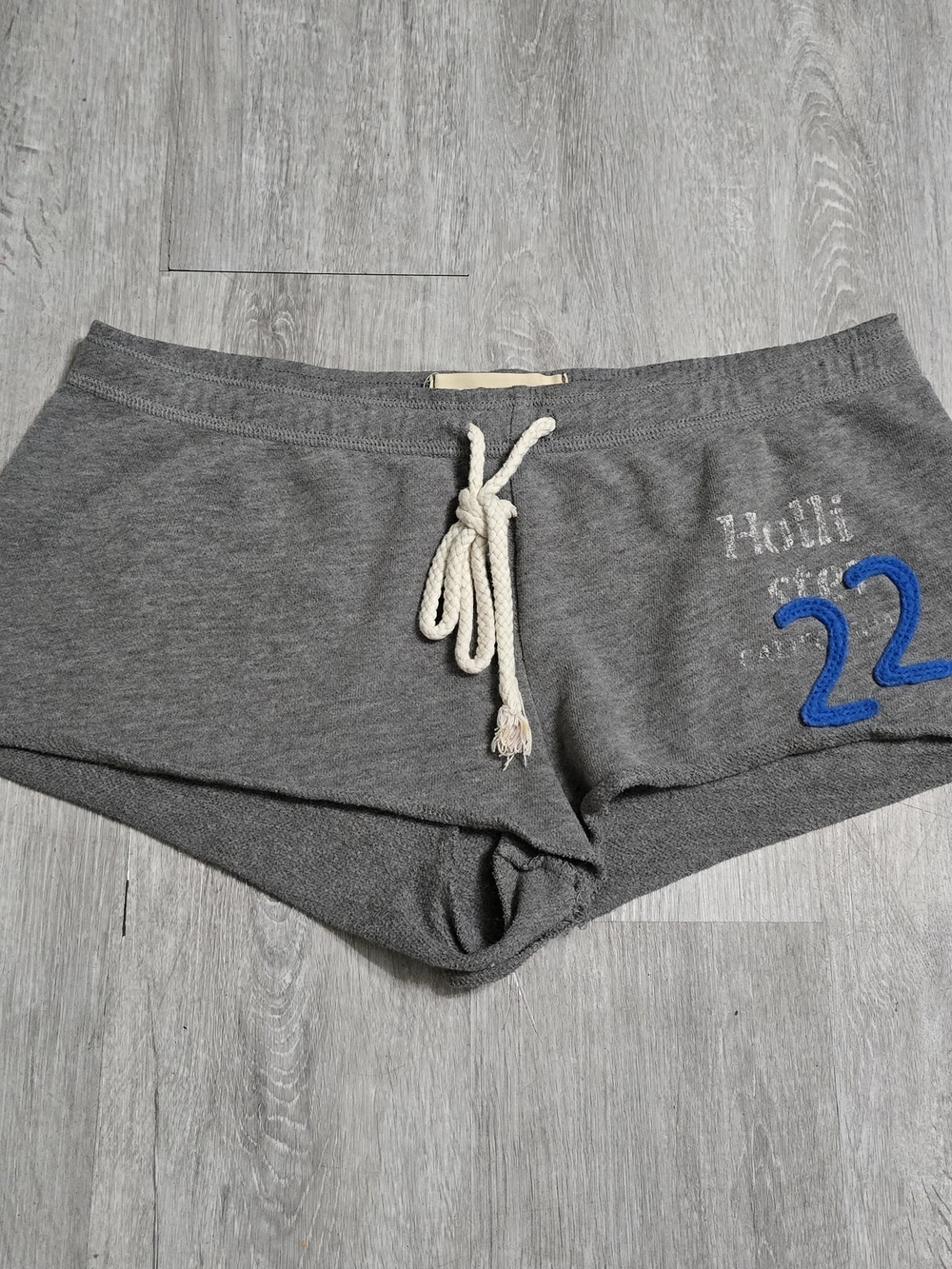 Vintage Y2K Hollister Sweat Shorts Womens Gray Low Rise Logo Micro Mini Booty